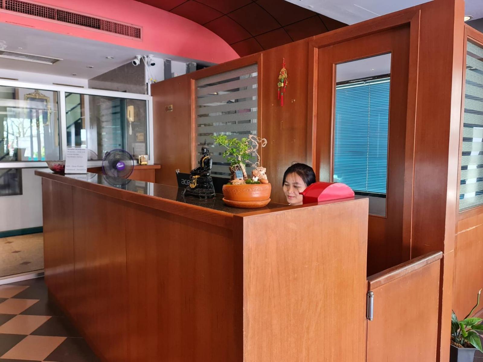 Desa Phuket 호텔 외부 사진
