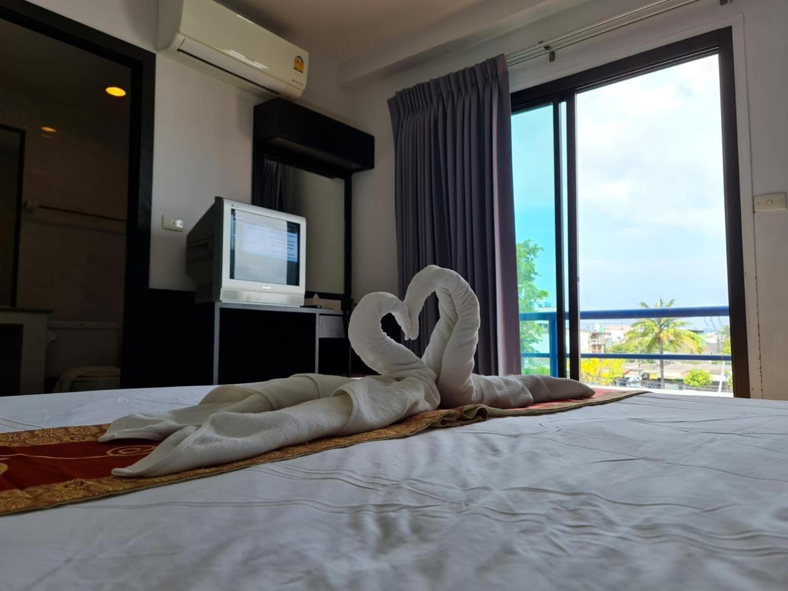 Desa Phuket 호텔 외부 사진