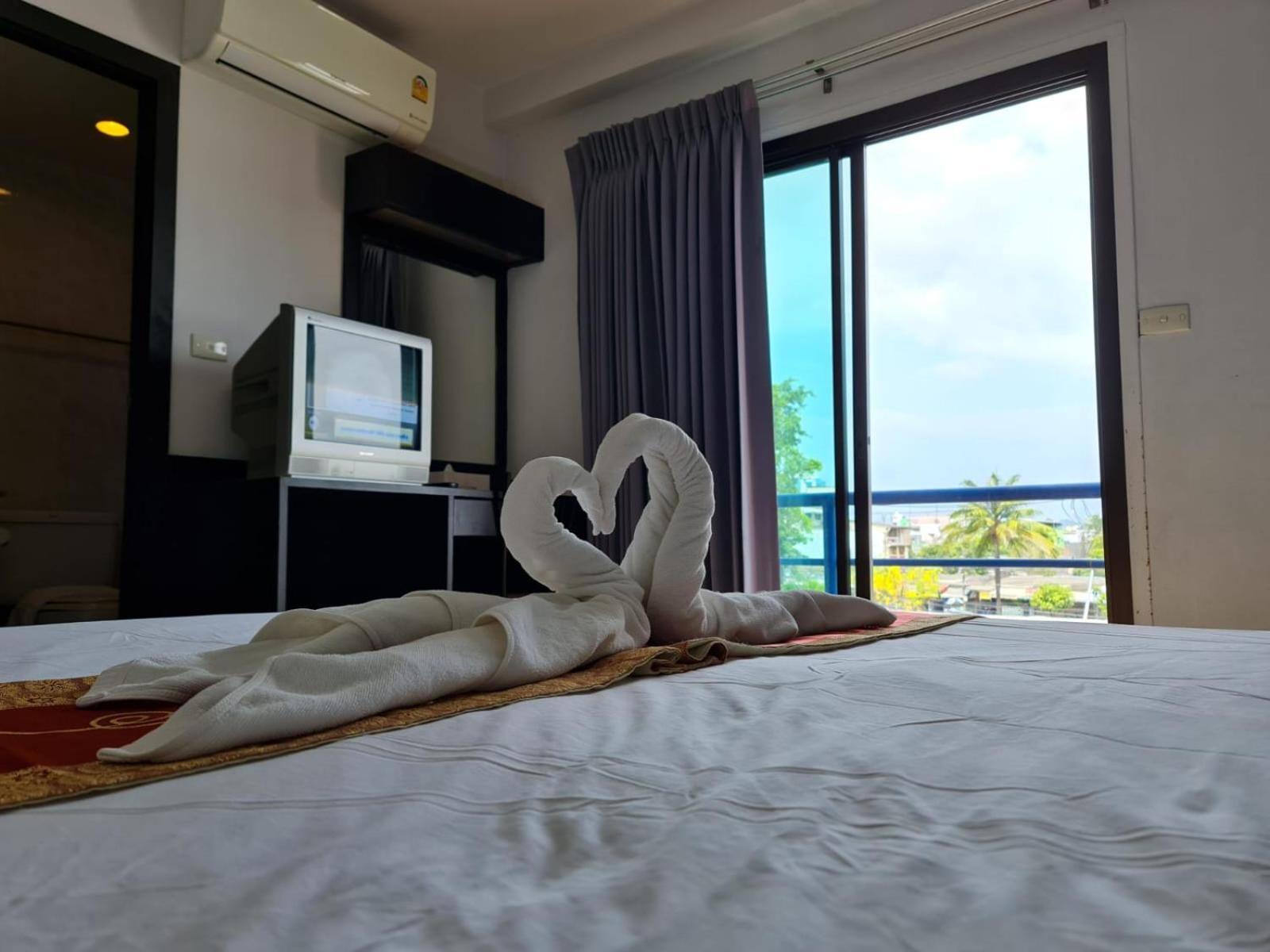 Desa Phuket 호텔 외부 사진